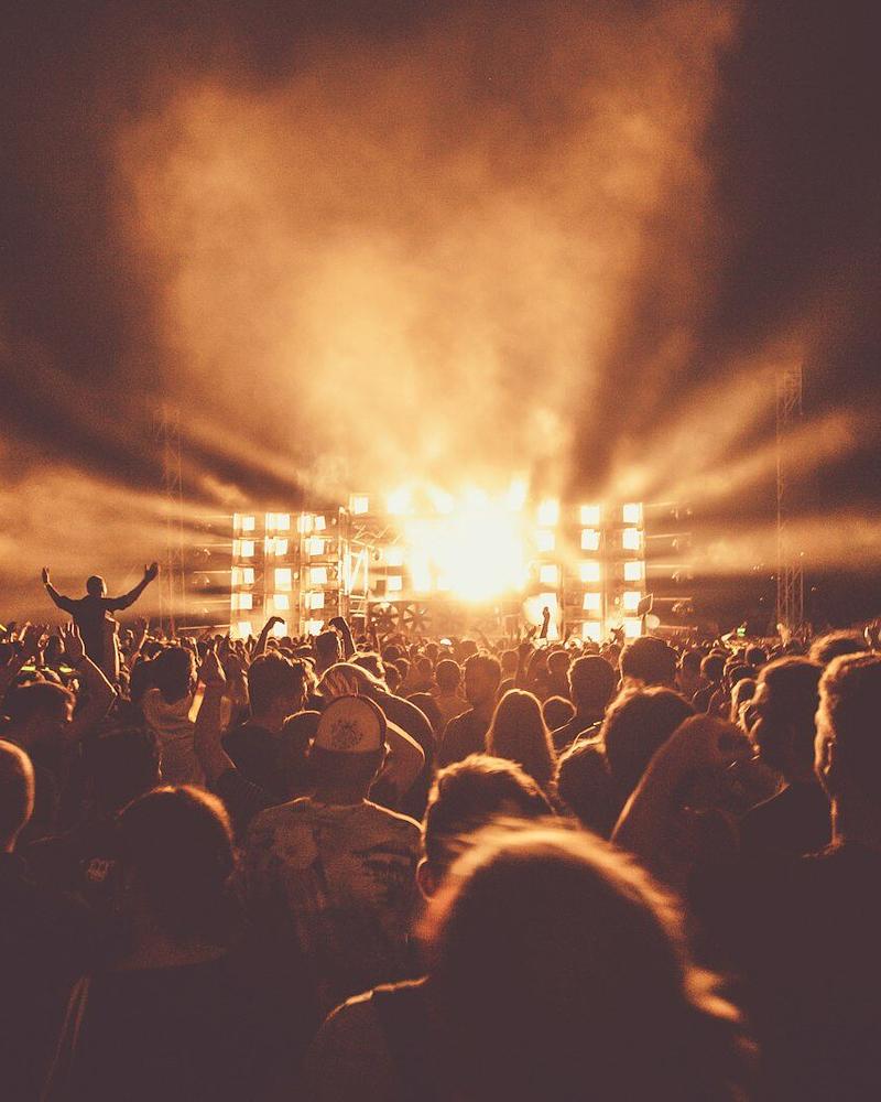 여름밤 바다 콘서트